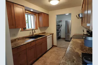 5090 Windsor Island Rd N, Keizer, OR 97303 - Photo 7