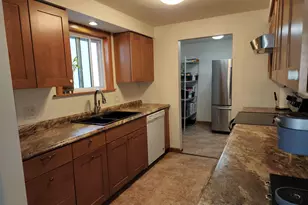 5090 Windsor Island Rd N, Keizer, OR 97303 - Photo 7