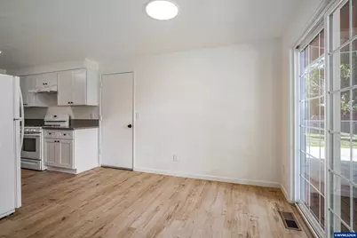1568 N 3rd Av, Stayton, OR 97383 - Photo 11