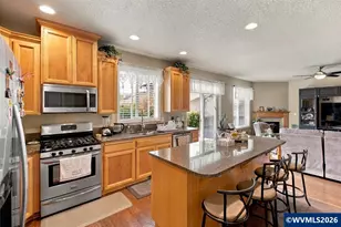 2747 Conner St NW, Salem, OR 97304 - Photo 11