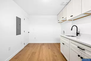 805 W Sherman St, Lebanon, OR 97355 - Photo 27