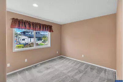 4236 Geranium Av NE, Salem, OR 97305 - Photo 19