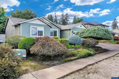 4236 Geranium Av NE, Salem, OR 97305 - Photo 1
