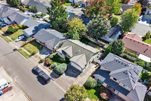 4236 Geranium Ave NE, Salem, OR 97305 - Photo 29