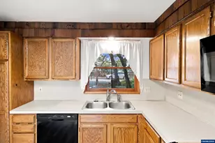 2710 NW Mulkey Ave, Corvallis, OR 97330 - Photo 15