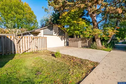 2710 NW Mulkey Av, Corvallis, OR 97330 - Photo 41
