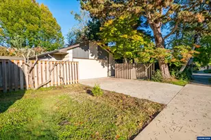 2710 NW Mulkey Ave, Corvallis, OR 97330 - Photo 41