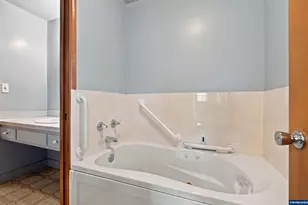 2710 NW Mulkey Ave, Corvallis, OR 97330 - Photo 33