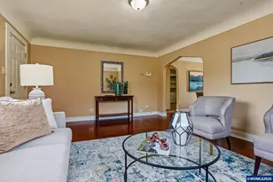 565 25th St SE, Salem, OR 97301 - Photo 9