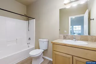 1996 Hawksview Ave SE, Salem, OR 97306 - Photo 23