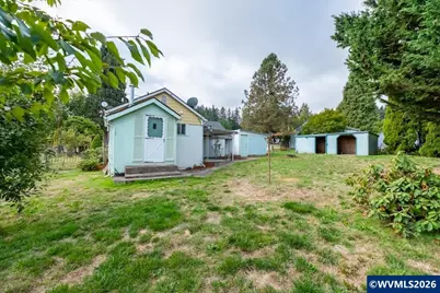 930 Alder St, Sweet Home, OR 97386 - Photo 31