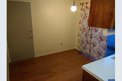 555-557 NW Oak Av, Corvallis, OR 97330 - Photo 11