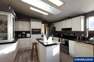 9445 McBeth Rd, Dallas, OR 97338 - Photo 11