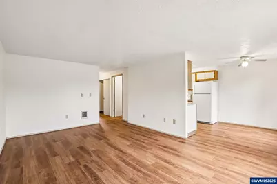 1149 D St, Independence, OR 97351 - Photo 5
