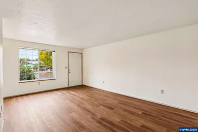 1149 D St, Independence, OR 97351 - Photo 7