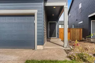2766 V St, Springfield, OR 97477 - Photo 3