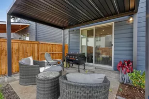 2766 V St, Springfield, OR 97477 - Photo 31