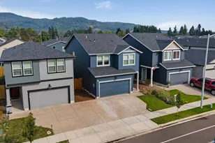 2766 V St, Springfield, OR 97477 - Photo 35