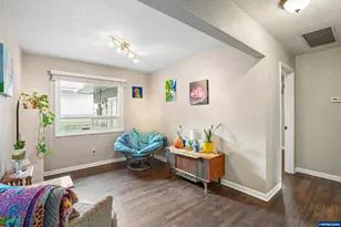 730 20th St NE, Salem, OR 97301 - Photo 13