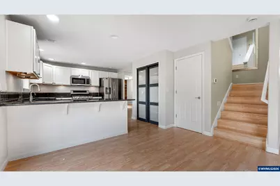 8110 Daphne Ct, Corvallis, OR 97330 - Photo 13