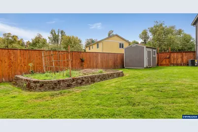 8110 Daphne Ct, Corvallis, OR 97330 - Photo 39