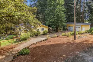 25154 Aurora Ln, Philomath, OR 97370 - Photo 37