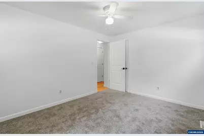 25154 Aurora Ln, Philomath, OR 97370 - Photo 15