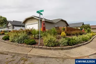 1603 Sunrise Cir NW, Salem, OR 97304 - Photo 3