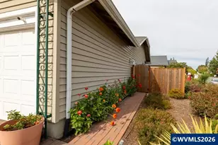 1603 Sunrise Cir NW, Salem, OR 97304 - Photo 5