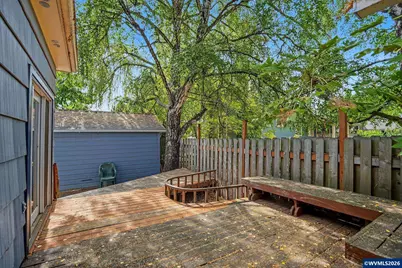 235 15th St NE, Salem, OR 97301 - Photo 37