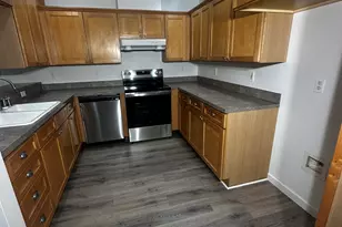 504 Wall St, Silverton, OR 97381 - Photo 11