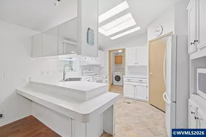 385 SE Anchor Av, Depoe Bay, OR 97341 - Photo 7