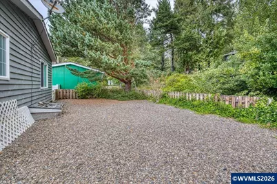 385 SE Anchor Av, Depoe Bay, OR 97341 - Photo 35