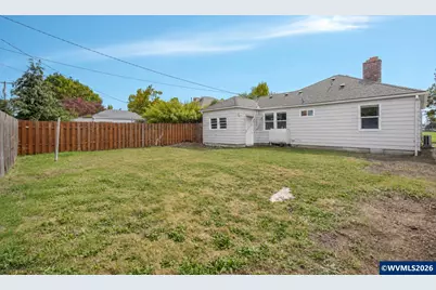 1365 Pearl St NE, Salem, OR 97301 - Photo 25