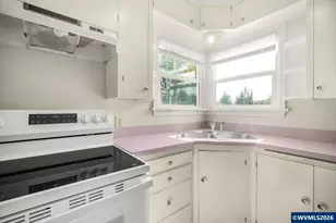 1365 Pearl St NE, Salem, OR 97301 - Photo 13