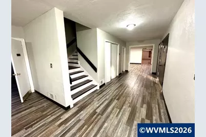 1099 Queen Av SW, Albany, OR 97321 - Photo 3