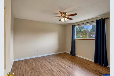 4805 7th Av SE, Salem, OR 97302 - Photo 19