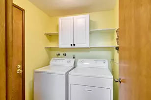 2056 King Way, Woodburn, OR 97071 - Photo 11