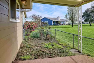 2056 King Way, Woodburn, OR 97071 - Photo 19