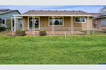 2056 King Wy, Woodburn, OR 97071 - Photo 21