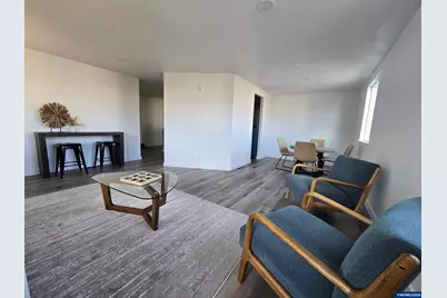 1800 Lakewood #107 Ct, Eugene, OR 97402 - Photo 9