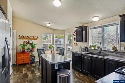 141 S 17th #15 St, Independence, OR 97351 - Photo 11