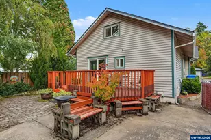 735 20th St NE, Salem, OR 97301 - Photo 39