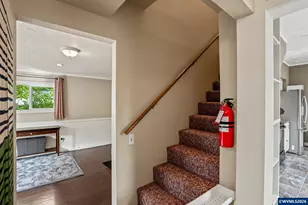 735 20th St NE, Salem, OR 97301 - Photo 29