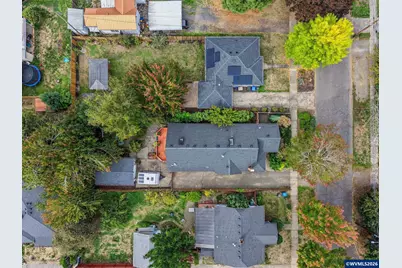 735 20th St NE, Salem, OR 97301 - Photo 45