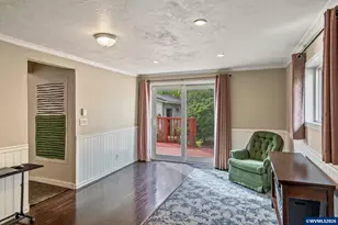 735 20th St NE, Salem, OR 97301 - Photo 31
