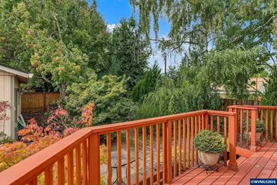 735 20th St NE, Salem, OR 97301 - Photo 37
