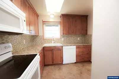 1453 Astor Wy, Woodburn, OR 97071 - Photo 5