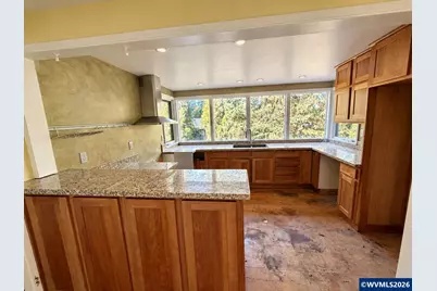 3860 Croisan Creek Rd S, Salem, OR 97302 - Photo 9