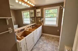 3860 Croisan Creek Rd S, Salem, OR 97302 - Photo 15